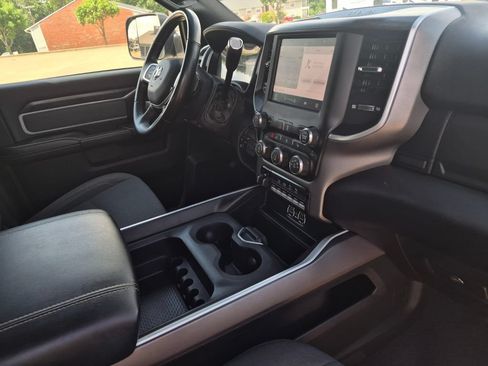 Used 2022 RAM 2500 Big Horn AWD/4WD image 16