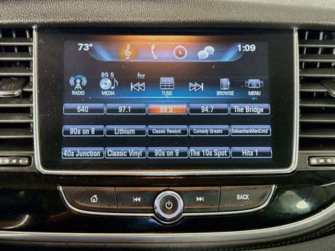 Used 2020 Buick Encore Preferred FWD image 16