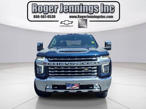 Used 2023 Chevrolet Silverado 2500 LTZ w/ LTZ Convenience Package AWD/4WD image 7