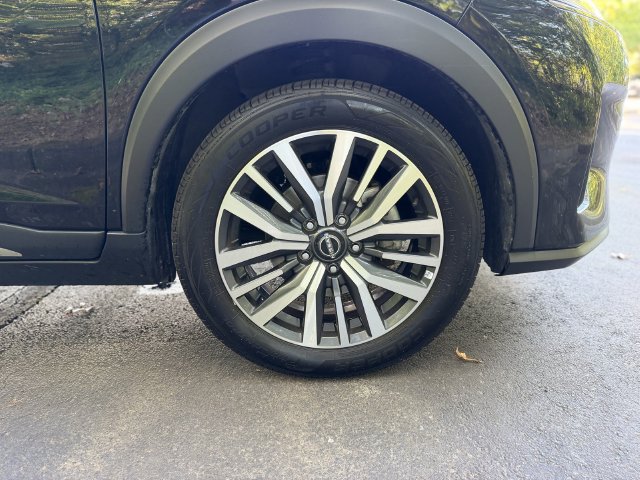 Used 2024 Nissan Kicks SR FWD image 43