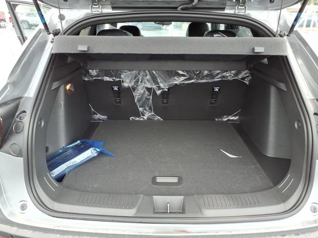 New 2026 Chevrolet Trax RS w/ Driver Confidence Package FWD image 9