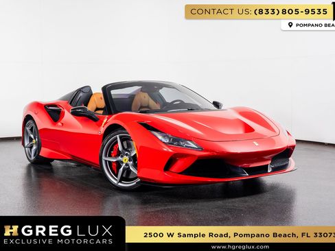 Used 2022 Ferrari F8 Tributo image 1
