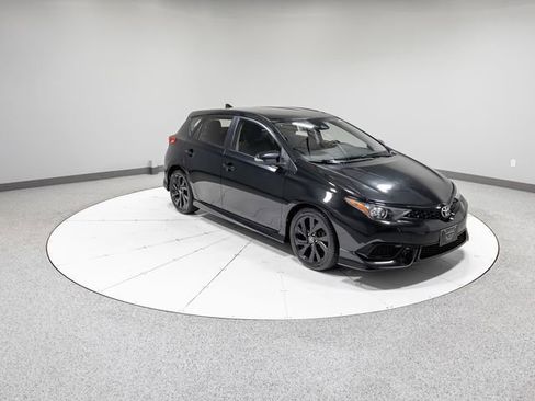 Used 2017 Toyota Corolla iM w/ All-Weather Mat Package image 26