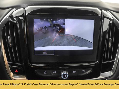Used 2023 Chevrolet Traverse LT FWD image 8