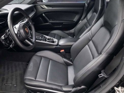 Used 2020 Porsche 911 Carrera S image 27