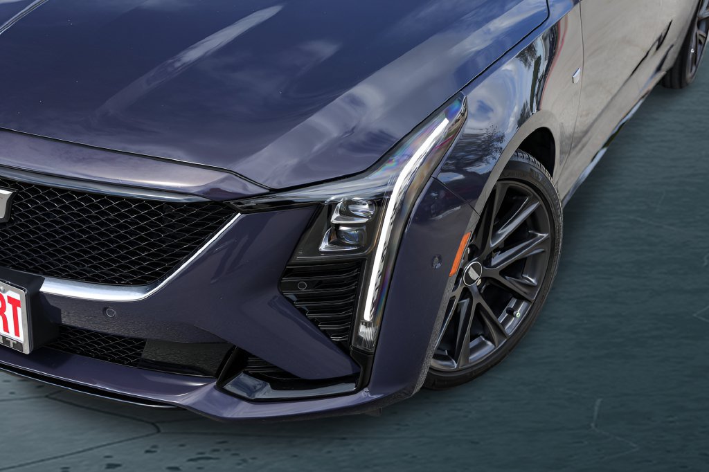 Used 2025 Cadillac CT5 Sport w/ Technology Package RWD image 2