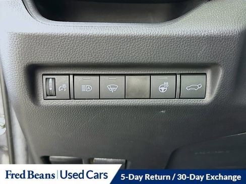 Used 2021 Toyota RAV4 XLE w/ Convenience Package AWD/4WD image 10