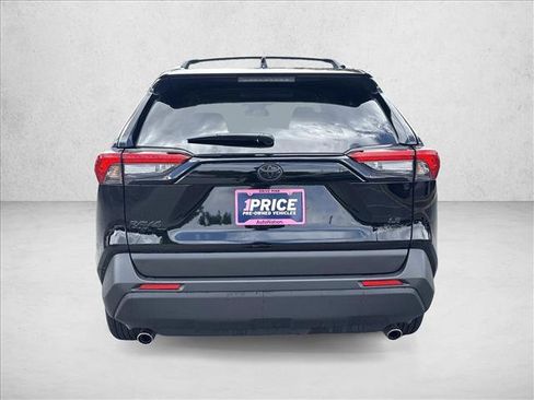 Certified 2025 Toyota RAV4 LE AWD/4WD image 5