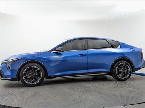 Used 2025 Kia K4 GT-Line w/ GT-Line Sunroof Package FWD image 3