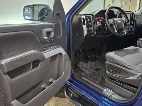 Used 2017 Chevrolet Silverado 1500 LT w/ All Star Edition image 21