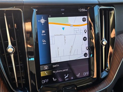 Used 2021 Volvo XC60 T5 Momentum w/ Advanced Package image 62