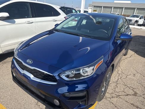 Used 2020 Kia Forte LXS image 18