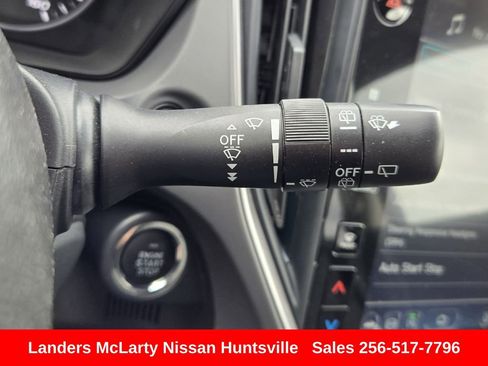 Used 2024 Subaru Crosstrek 2.0i Premium AWD/4WD image 27