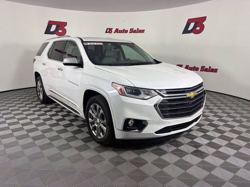 Used 2019 Chevrolet Traverse Premier w/ Driver Confidence II Package FWD image 8
