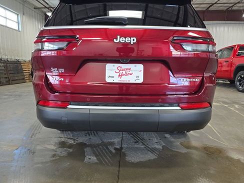 New 2026 Jeep Grand Cherokee L Limited AWD/4WD image 16