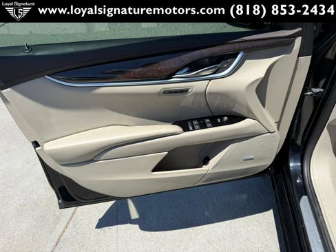 Used 2014 Cadillac XTS Luxury w/ Driver Awareness Package FWD image 20