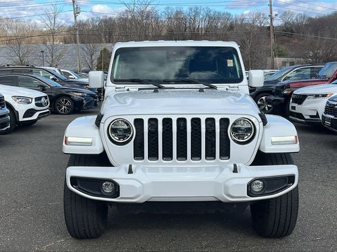 Certified 2022 Jeep Wrangler Unlimited High Altitude image 3