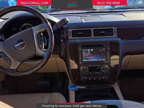 Used 2014 GMC Yukon XL Denali image 8