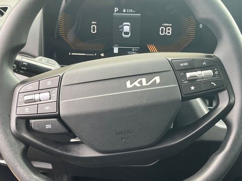 Used 2025 Kia K4 FWD image 27