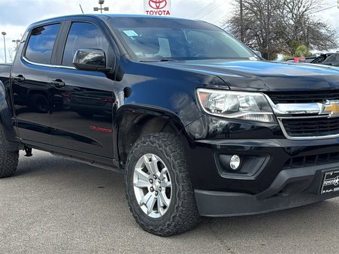 Used 2018 Chevrolet Colorado LT w/ LT Convenience Package image 3
