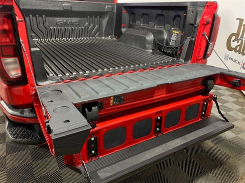 Used 2022 GMC Sierra 1500 Elevation image 22