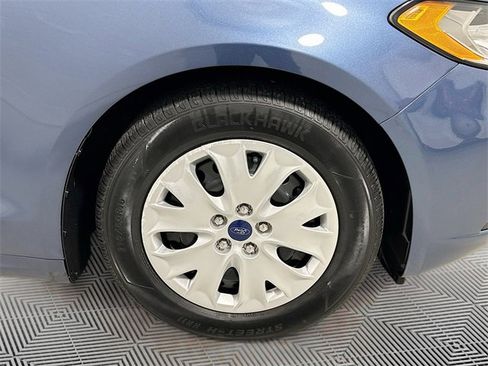 Certified 2019 Ford Fusion S image 24