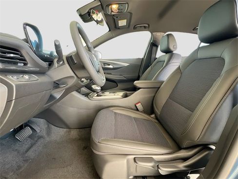 New 2026 Buick Envista Preferred w/ Convenience II Package image 15