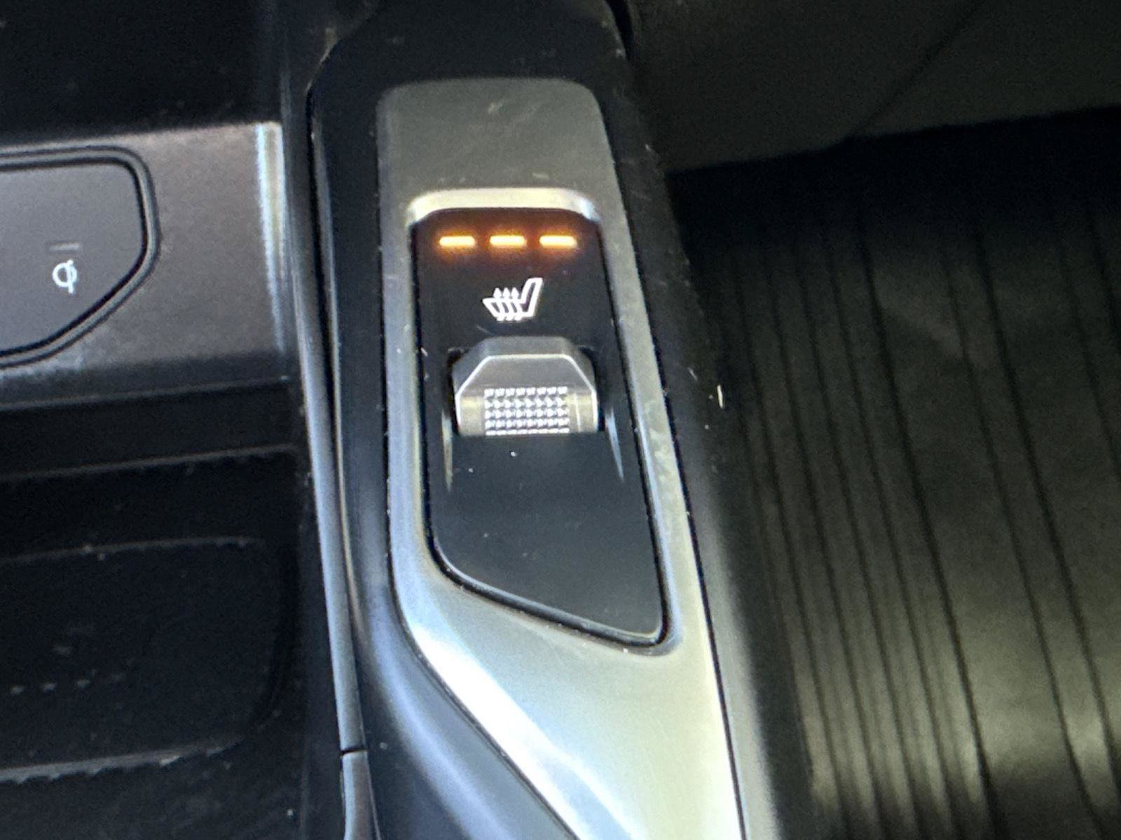 Used 2025 Kia Sorento S w/ Panoramic Sunroof Package AWD/4WD image 23