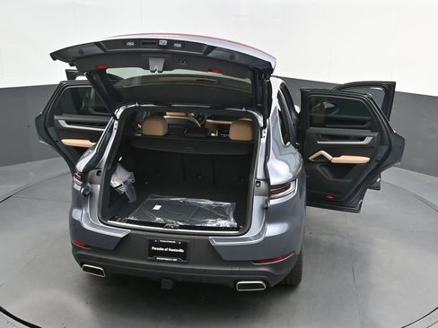 New 2026 Porsche Cayenne AWD/4WD image 34