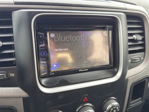 Used 2014 RAM 1500 Express image 26