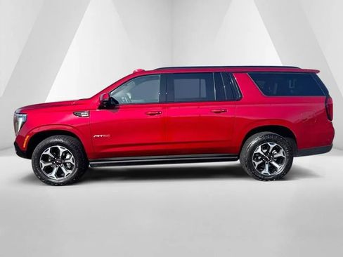 Used 2025 GMC Yukon XL AT4 Ultimate image 4