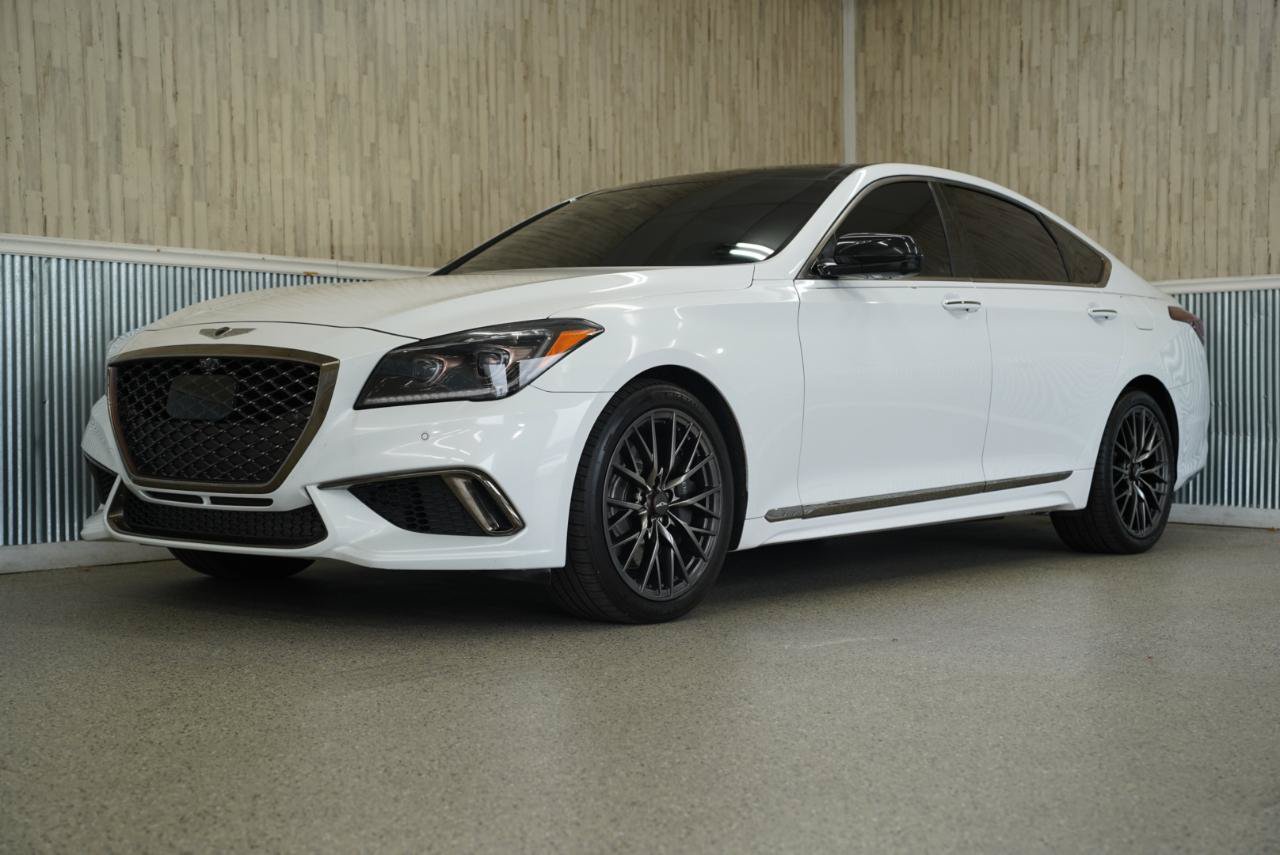 Used 2018 Genesis G80 3.3T Sport RWD image 4