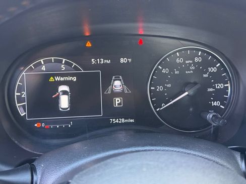 Certified 2023 Nissan Kicks SR w/ SR Premium Package FWD image 13