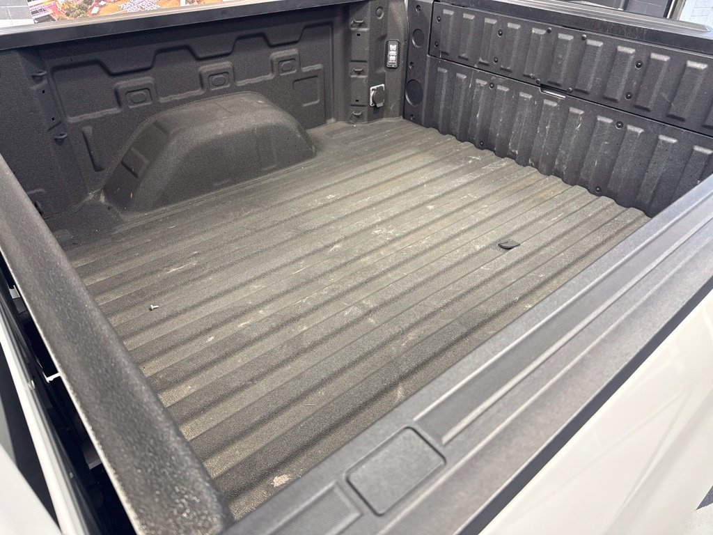Used 2024 Chevrolet Silverado 1500 RST w/ Convenience Package II AWD/4WD image 13