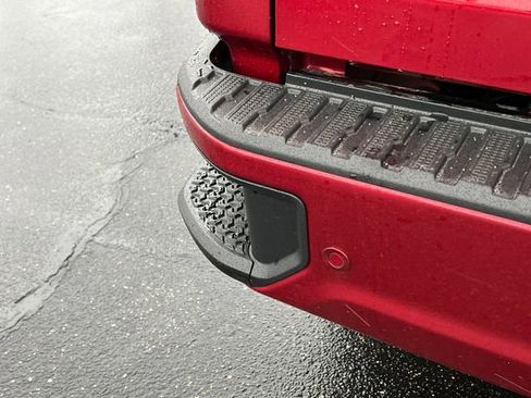 Used 2021 GMC Sierra 2500 AT4 w/ AT4 Premium Plus Package image 16