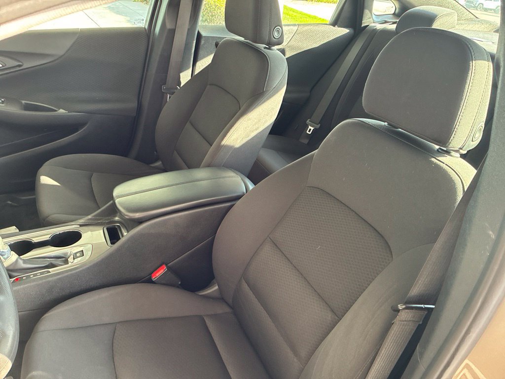 Used 2022 Chevrolet Malibu LT FWD image 21