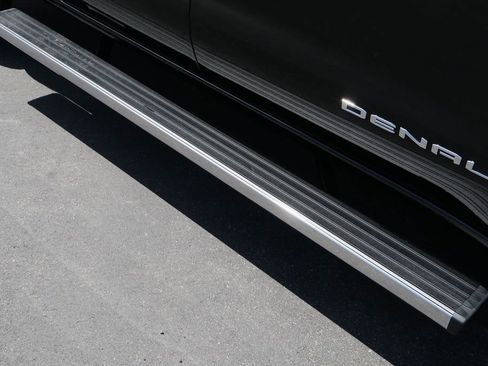 New 2026 GMC Sierra 1500 Denali Ultimate AWD/4WD image 9