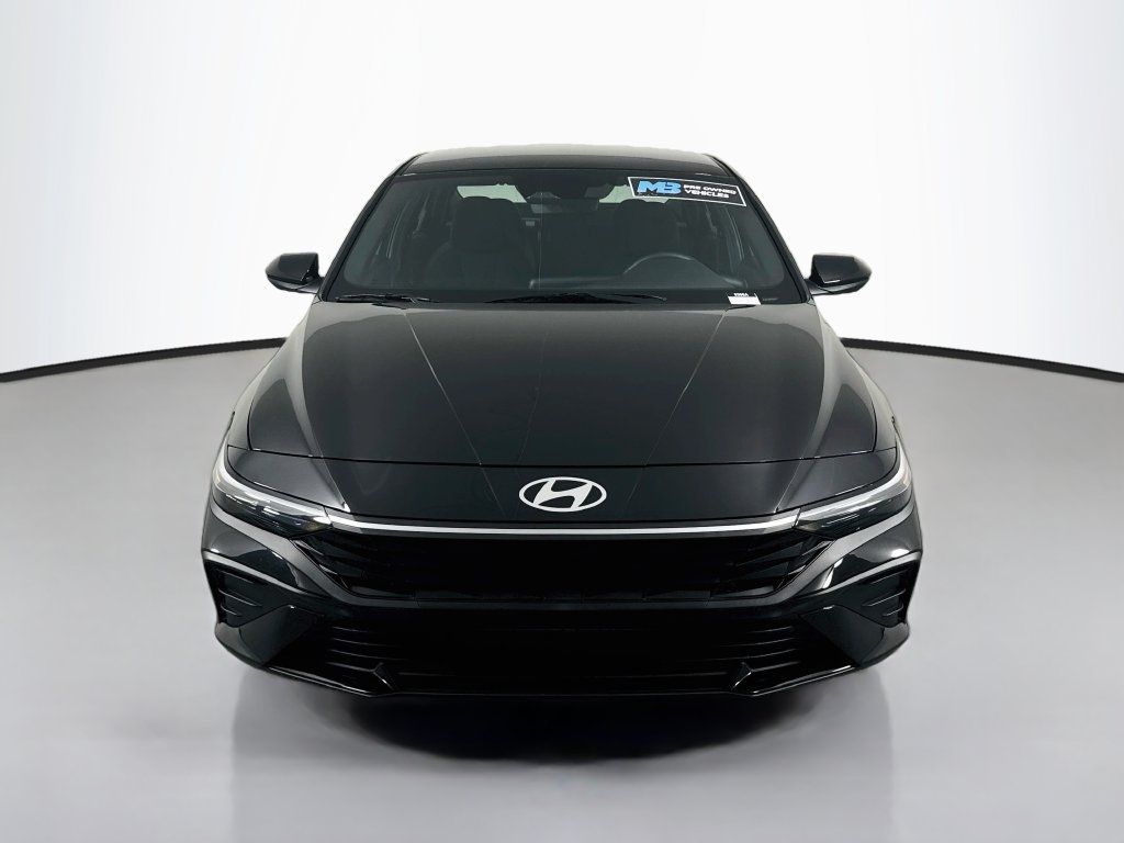 Certified 2026 Hyundai Elantra Sport FWD image 2