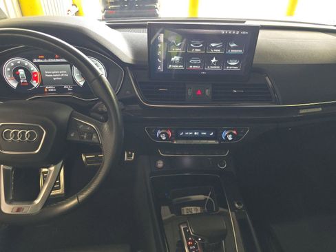 Used 2021 Audi SQ5 Premium Plus w/ Premium Plus Package image 9