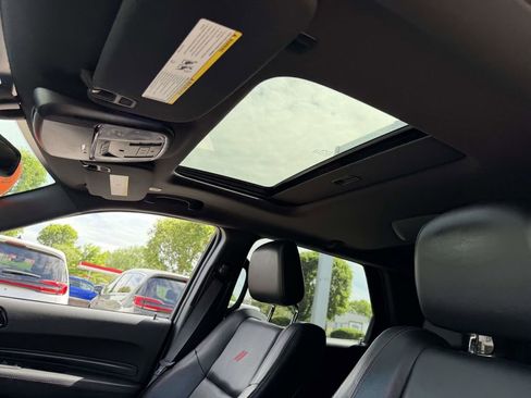 Certified 2022 Dodge Durango R/T w/ Blacktop Package AWD/4WD image 20