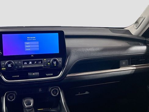 Used 2024 Toyota Grand Highlander AWD image 21