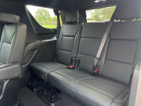 Used 2025 GMC Yukon Denali image 10