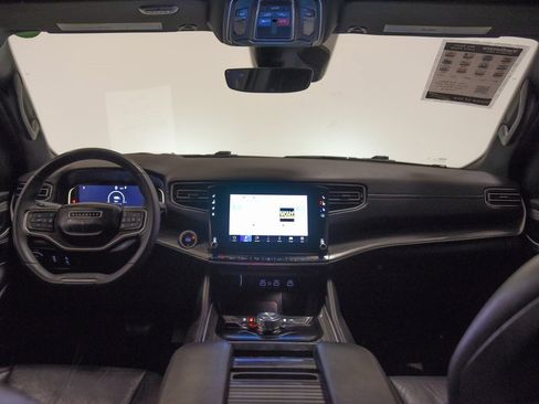 Used 2022 Jeep Wagoneer Series II w/ Rear Seat Video Group 1 image 34