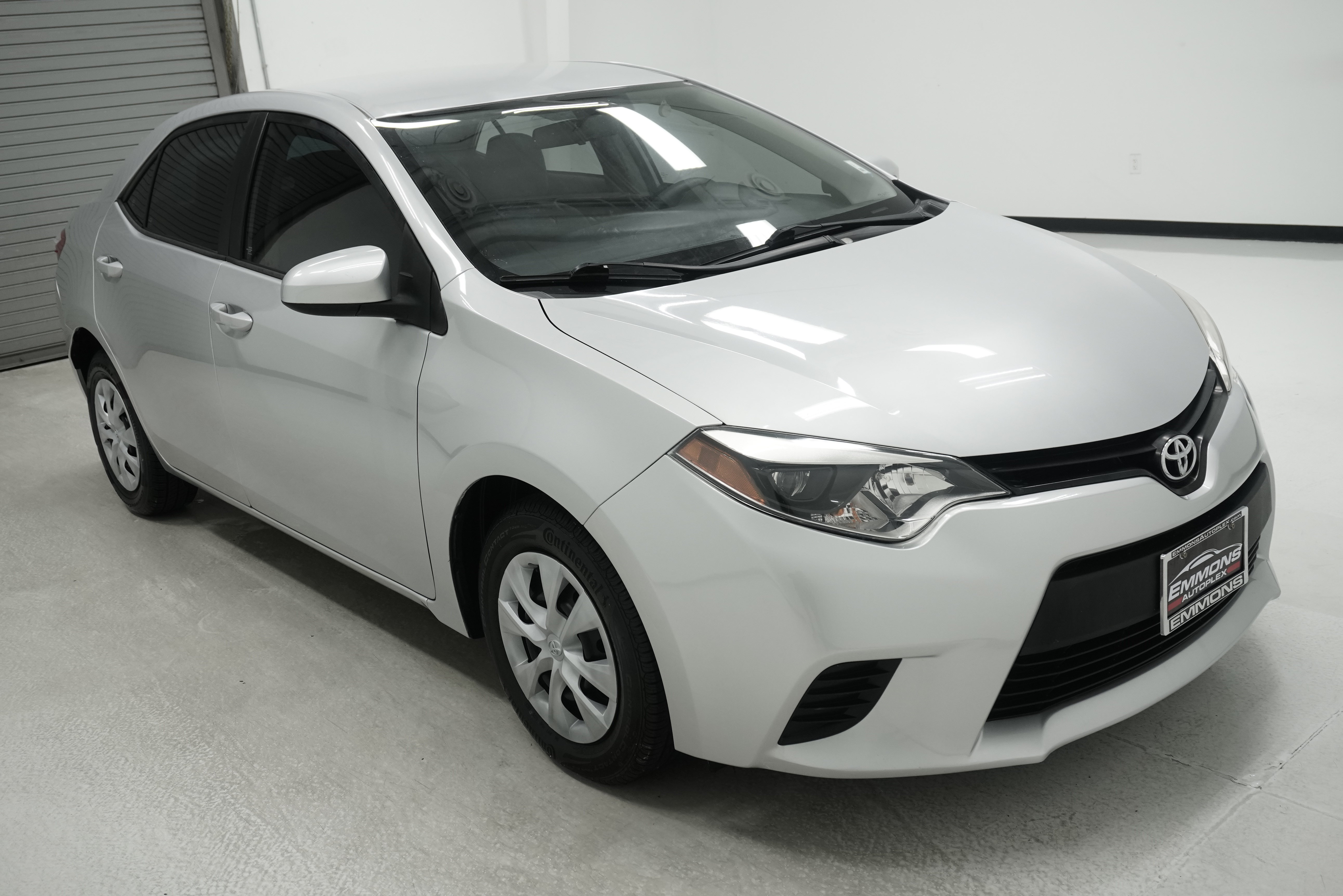 Used 2016 Toyota Corolla L FWD image 3