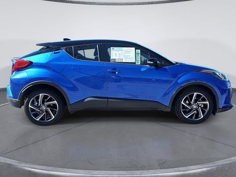 Used 2021 Toyota C-HR Limited image 2