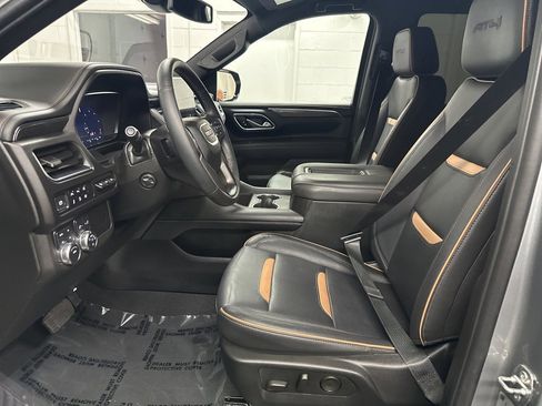 Used 2024 GMC Yukon AT4 w/ Technology Package image 21