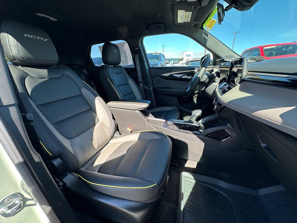 Used 2024 Chevrolet TrailBlazer ACTIV w/ Driver Confidence Package AWD/4WD image 22