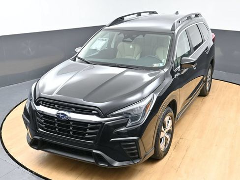 Used 2025 Subaru Ascent Premium AWD/4WD image 4