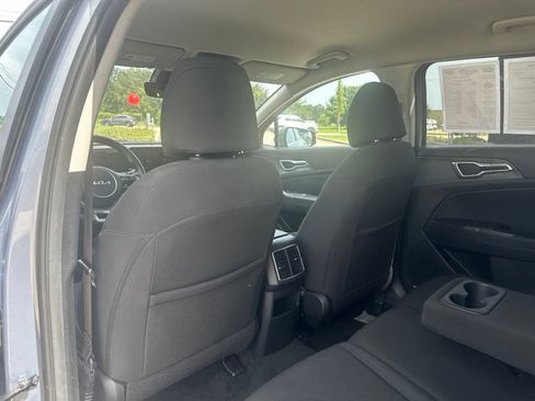Used 2025 Kia Sportage LX FWD image 26