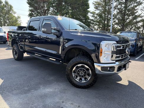 Used 2024 Ford F250 XLT w/ Tremor Off-Road Package AWD/4WD image 2